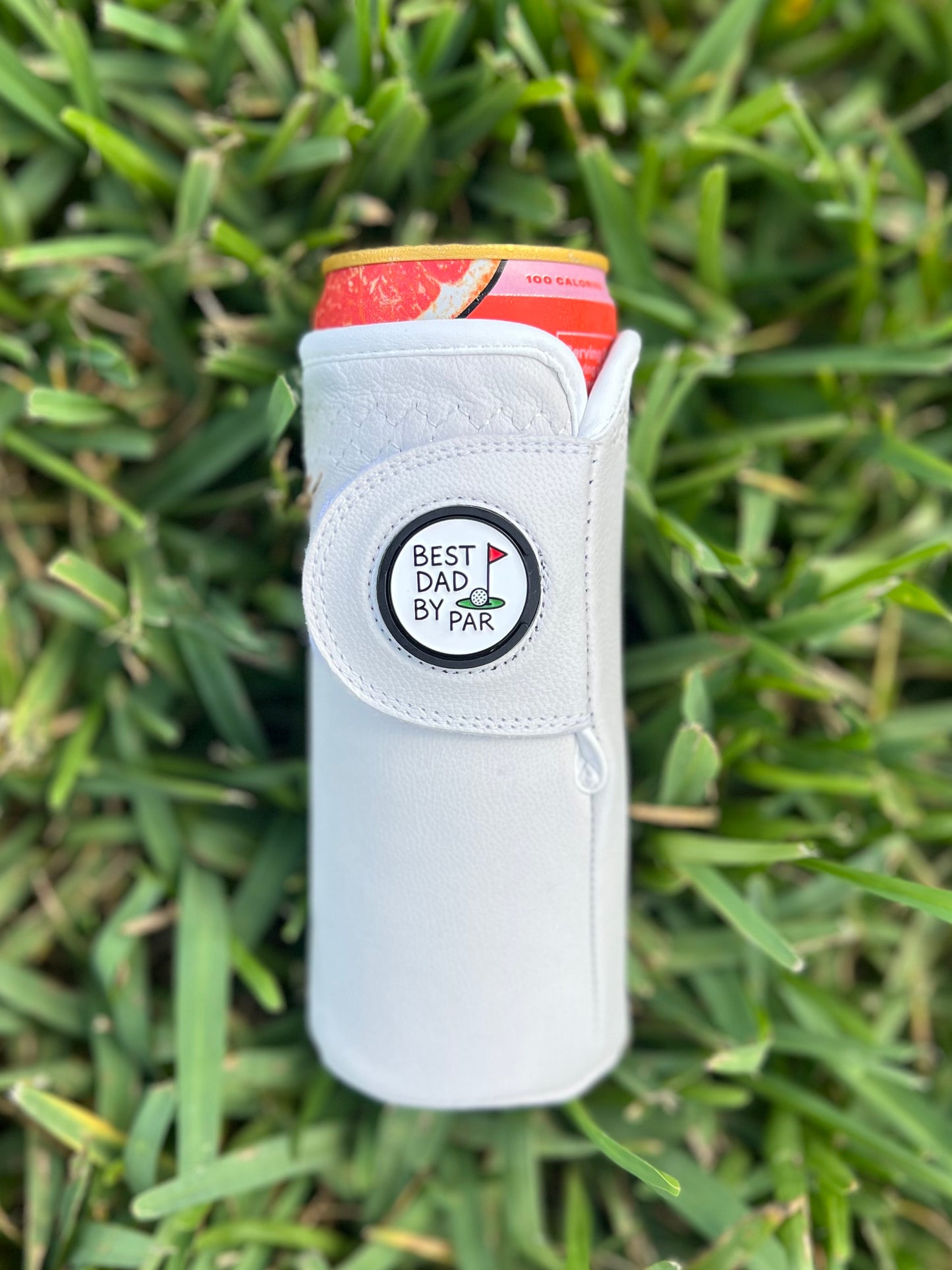 Tall golf glove Gloozie coozie with best dad by par ball marker